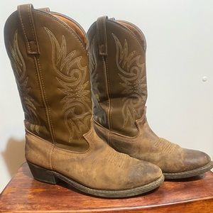 laredo cowboy boots 10